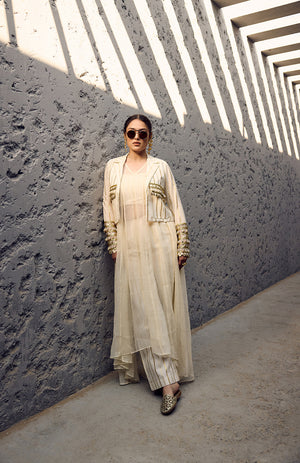 DEVI DRAPE IVORY 4 PIECE SET   -   DD 03