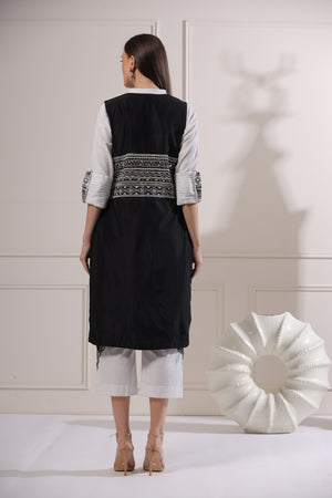 Black Embroided Long Jacket Set-   Z7