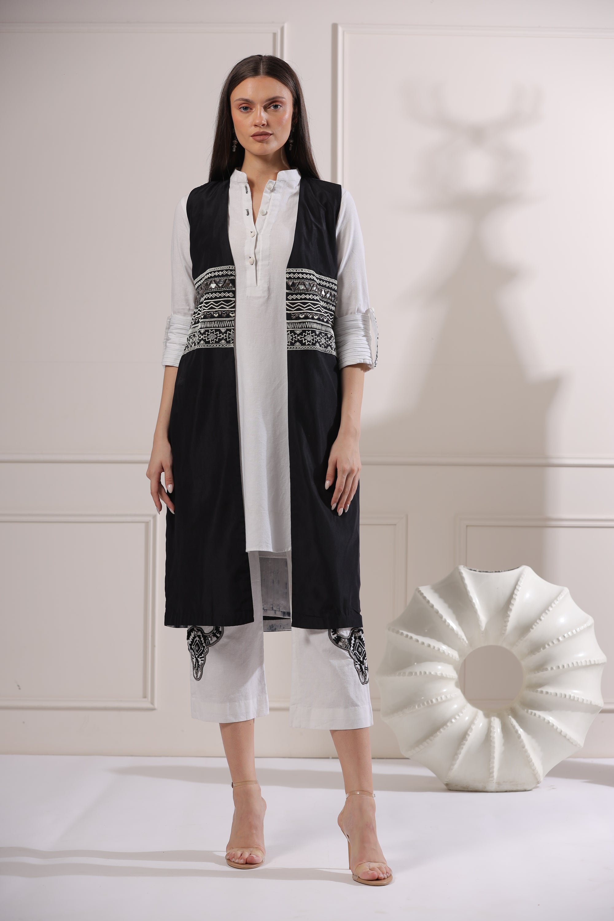 Black Embroided Long Jacket Set-   Z7