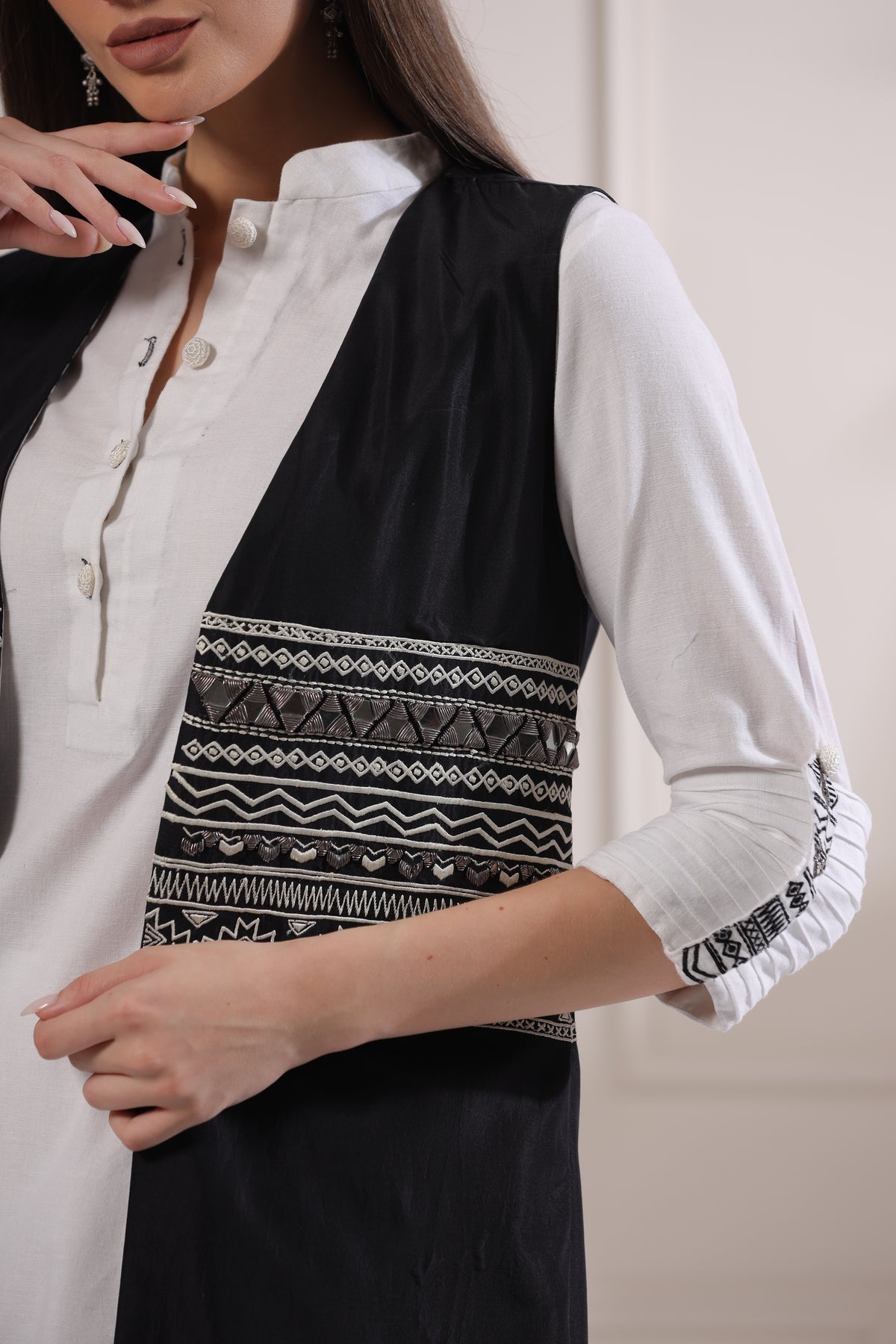 Black Embroided Long Jacket Set-   Z7