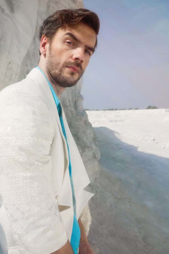 Off-white embroidered blazer set-   Z14